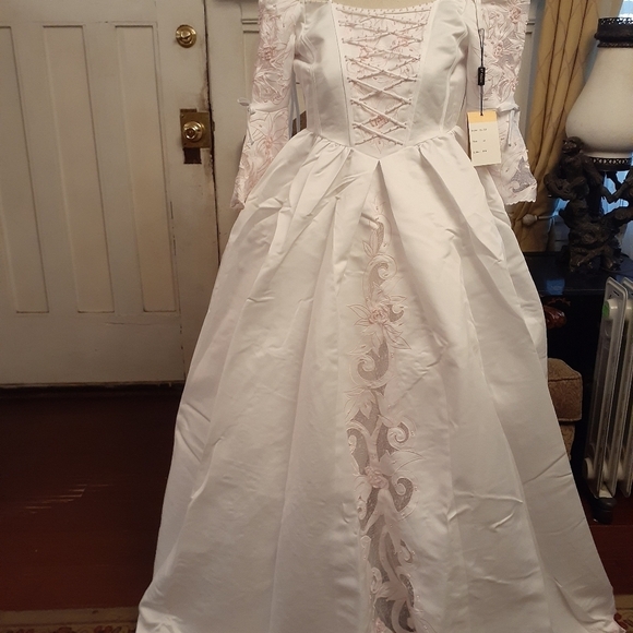 (14) NWT Sweet Kids Oth Couture Gown - Picture 4 of 16